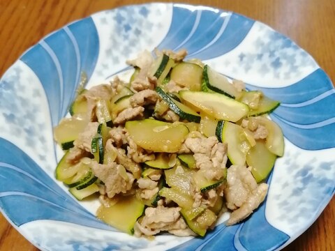 ズッキーニ豚肉炒め